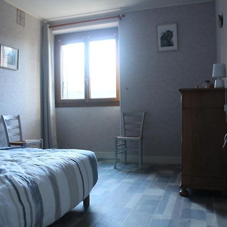 Chez Domi Syl Gite Nature Apartment Colonne Exterior photo